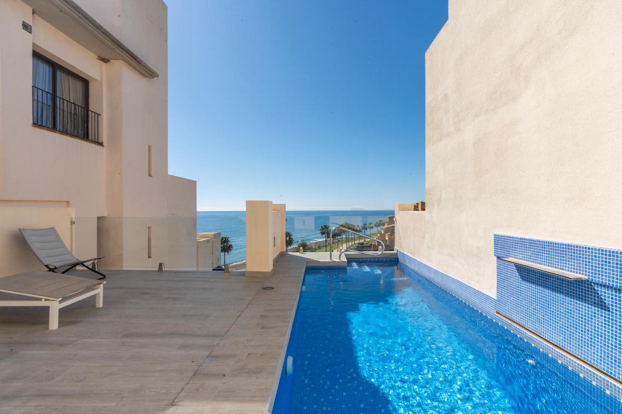 Bahia Boutique Apartments Estepona Dış mekan fotoğraf
