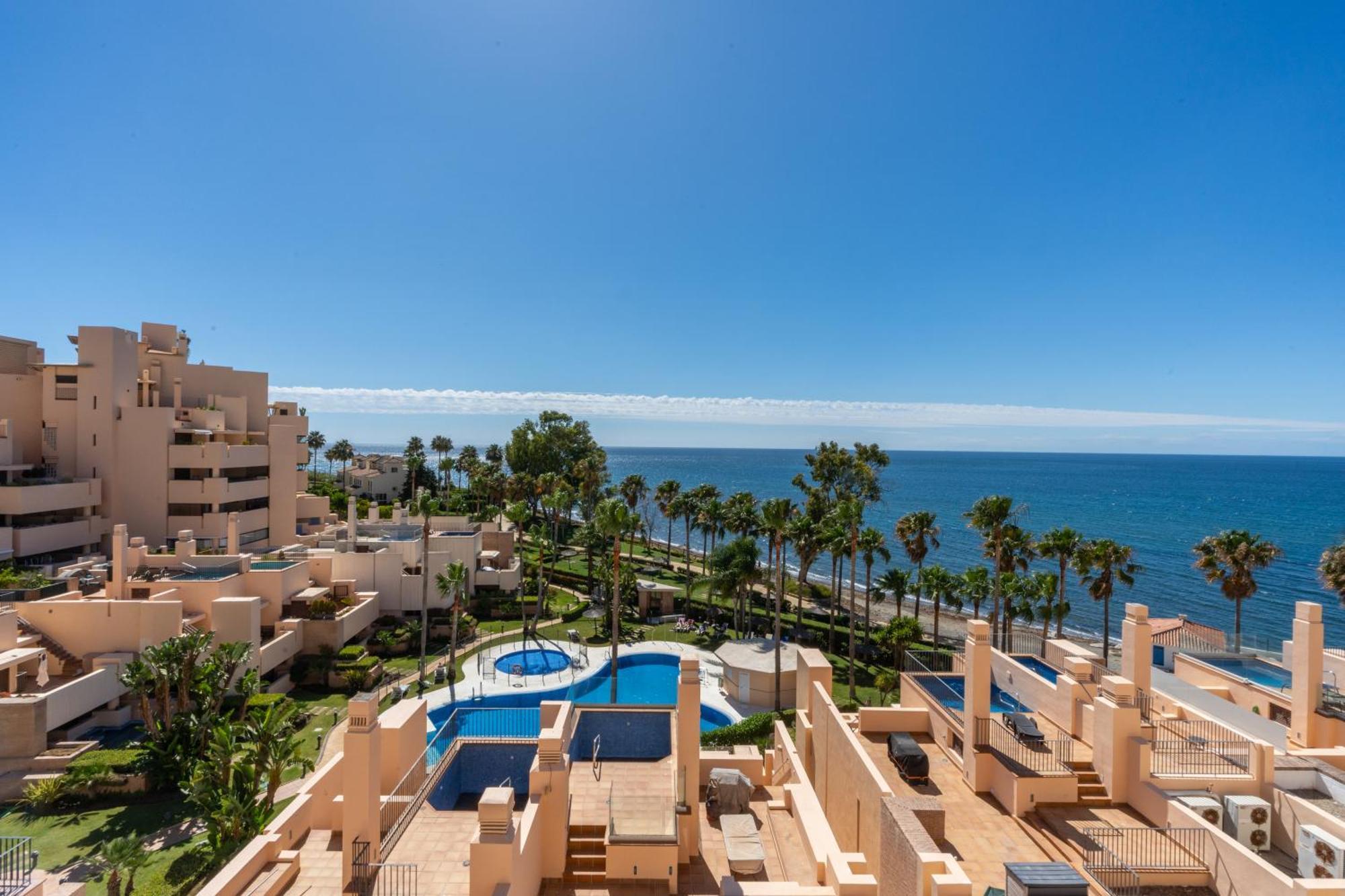 Bahia Boutique Apartments Estepona Dış mekan fotoğraf